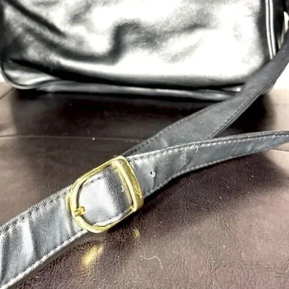 Giani Bernini Bag Leather Almost New Gold Pockets Shoulder Bag Big Purse - (EUC) - Picture 12 of 12